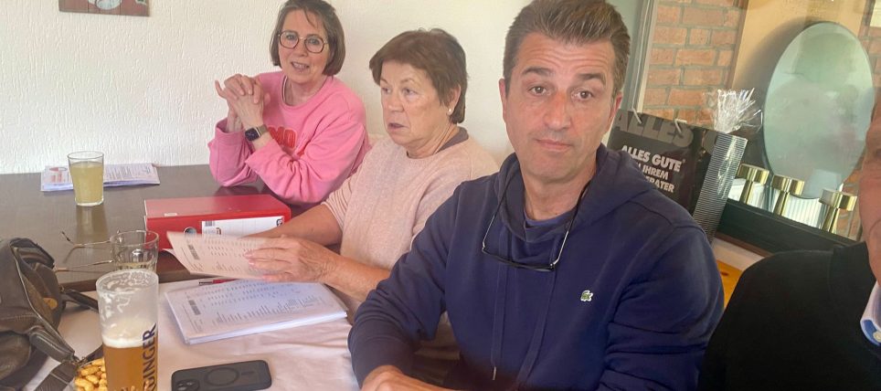 Am Donnerstag fand die JVH im Klubhaus statt – kommissarisch haben nun nach dem Rücktritt von Dominik Verheyen Marco Frisch und Monika Verweyen-Zdebel den Vorsitz übernommen – außerordentliche Mitgliederversammlung in acht Wochen!