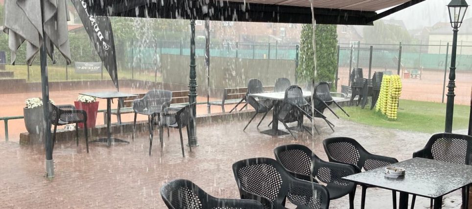Das Wetter konnte sie nicht aufhalten: Die Herren 65 haben auch ihr drittes Spiel mit 5:1 gegen Alemannia Kamp gewonnen!